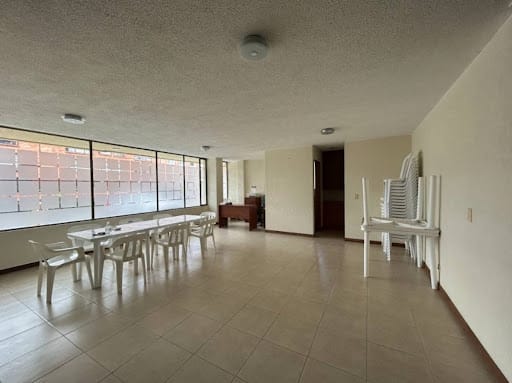 Apartamento de 3 alcobas en venta en Cedritos, Bogotá, 108 m² · foto 21 de 24