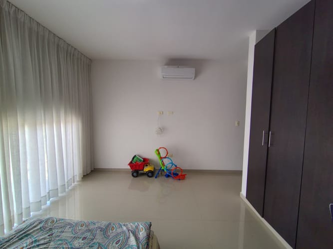 Casa de 4 alcobas en venta en Conjunto Cerrado Firenze, Villa del Rosario, 240 m² · foto 13 de 24