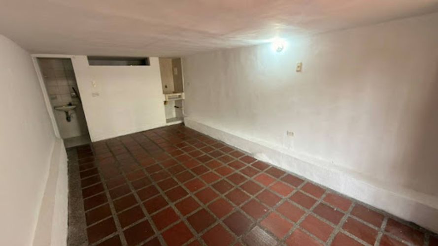 Local en arriendo en Belén, Medellín, 17 m² · foto 8 de 13