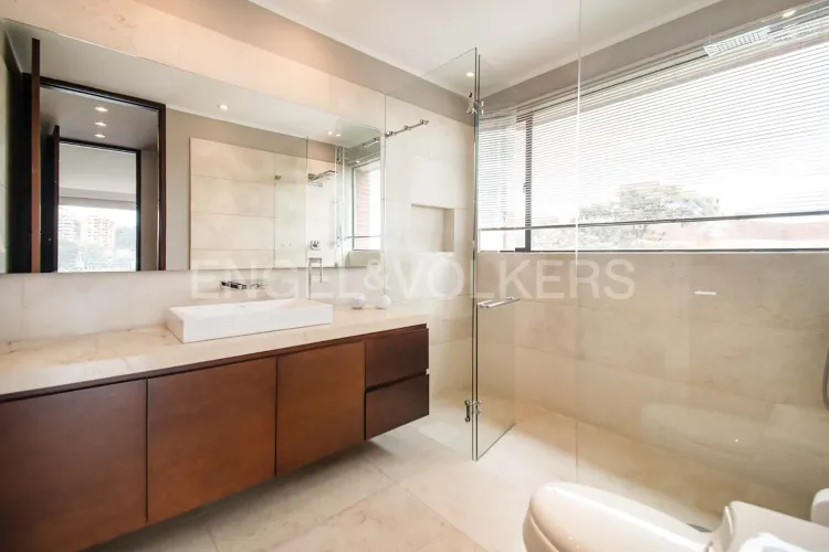 Apartamento de 3 alcobas en venta en Santa Barbara Alta, Bogotá, 600 m² · foto 14 de 21
