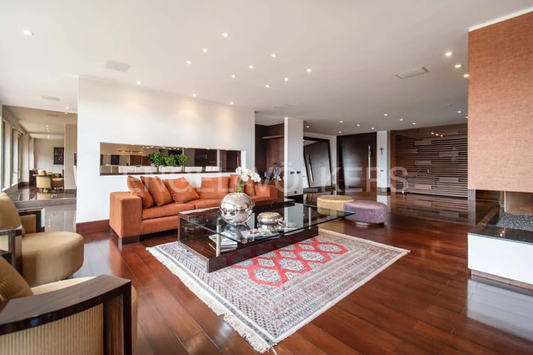 Apartamento de 3 alcobas en venta en Santa Barbara Alta, Bogotá, 600 m² · foto 5 de 21