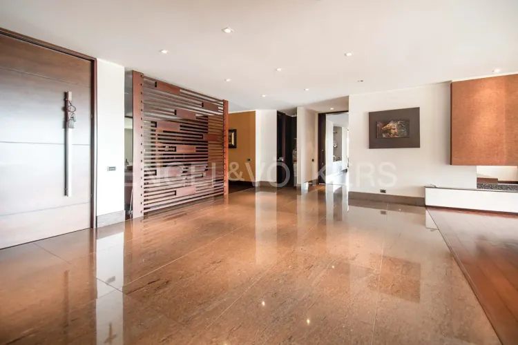 Apartamento de 3 alcobas en venta en Santa Barbara Alta, Bogotá, 600 m² · foto 3 de 21