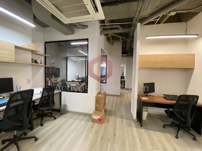 Oficina en arriendo en El Diamante No. 2, Medellín, 72 m² · foto 10 de 19