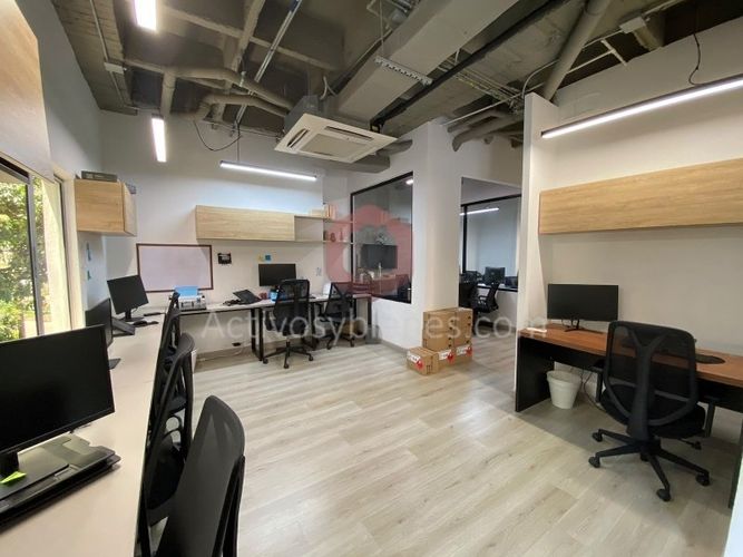 Oficina en arriendo en El Diamante No. 2, Medellín, 72 m² · foto 11 de 19