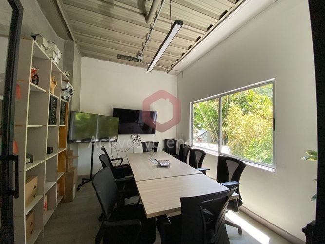 Oficina en arriendo en El Diamante No. 2, Medellín, 72 m² · foto 12 de 19