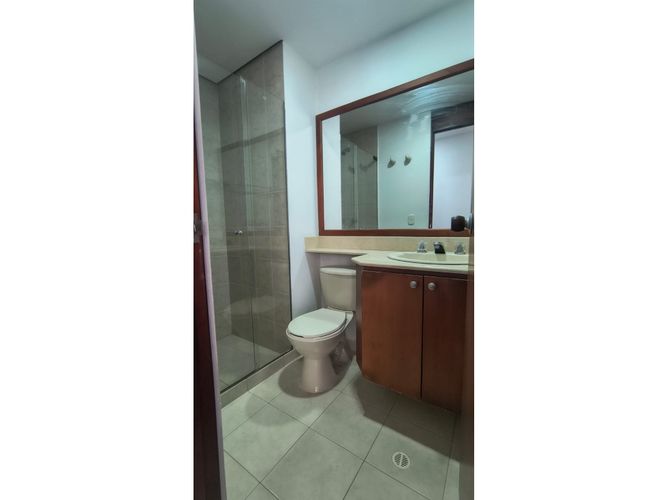 Apartamento de 2 alcobas en arriendo en Pontevedra, Medellín, 77 m² · foto 6 de 10