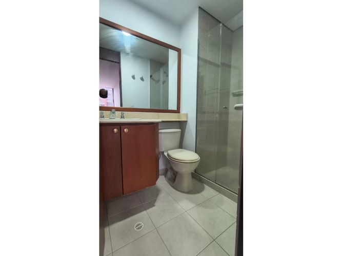 Apartamento de 2 alcobas en arriendo en Pontevedra, Medellín, 77 m² · foto 10 de 10