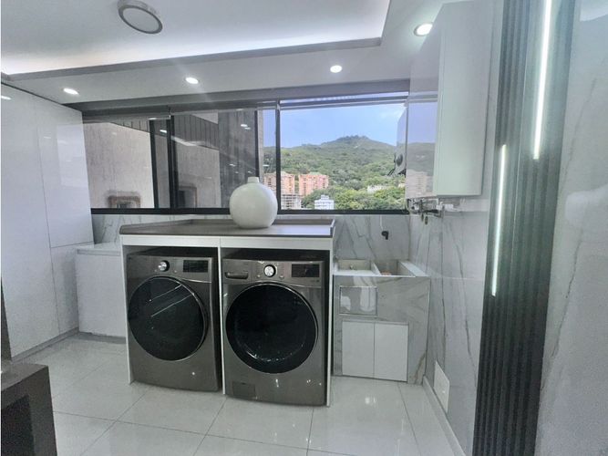 Apartamento de 5 alcobas en venta en Granada, Cali, 170 m² · foto 11 de 24