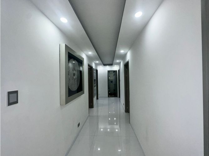 Apartamento de 5 alcobas en venta en Granada, Cali, 170 m² · foto 12 de 24