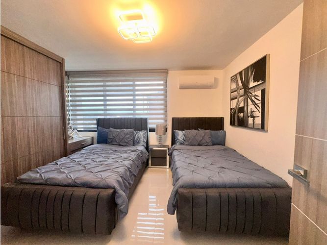 Apartamento de 5 alcobas en venta en Granada, Cali, 170 m² · foto 13 de 24