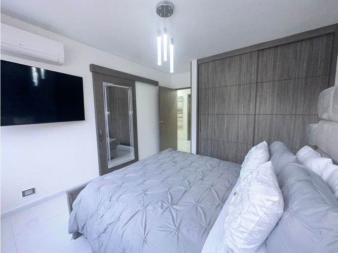 Apartamento de 5 alcobas en venta en Granada, Cali, 170 m² · foto 17 de 24