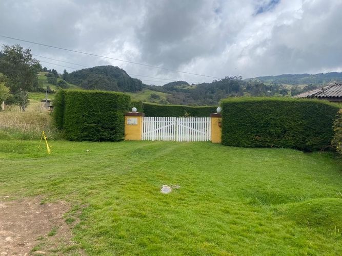 Finca en venta en El Salitre, La Calera, 40832 m² · foto 1 de 19