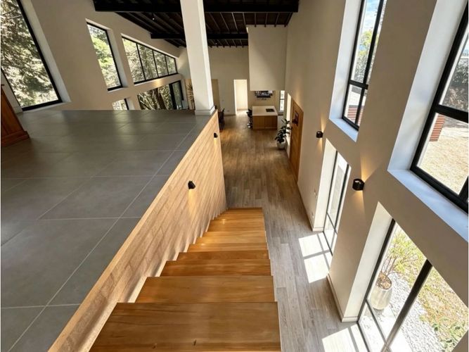 Casa de 3 alcobas en venta en La Mosquita, Guarne, 320 m² · foto 5 de 14