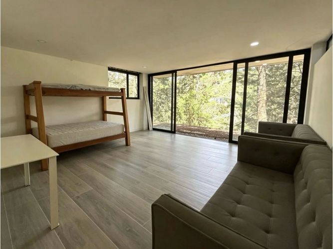 Casa de 3 alcobas en venta en La Mosquita, Guarne, 320 m² · foto 9 de 14