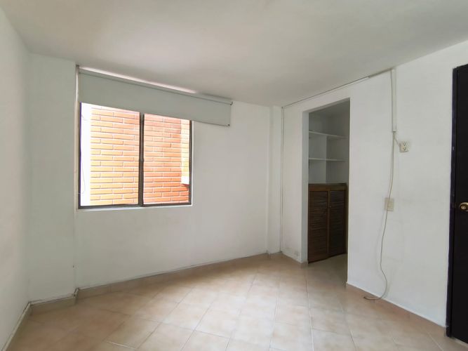 Apartamento de 3 alcobas en arriendo en Urbanización Las Cumbres, Medellín, 90 m² · foto 6 de 12