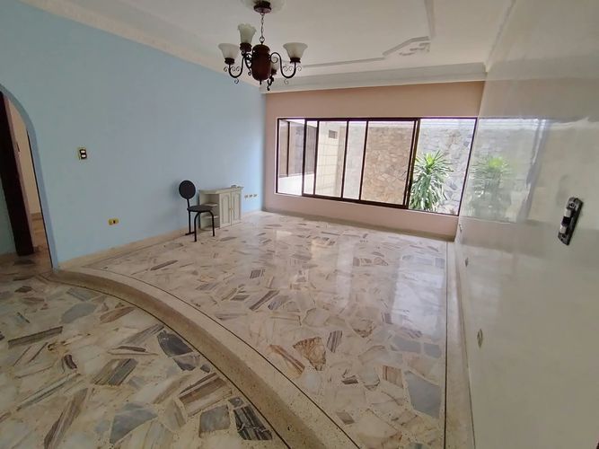 Casa de 6 alcobas en venta en El Ingenio, Cali, 350 m² · foto 19 de 24