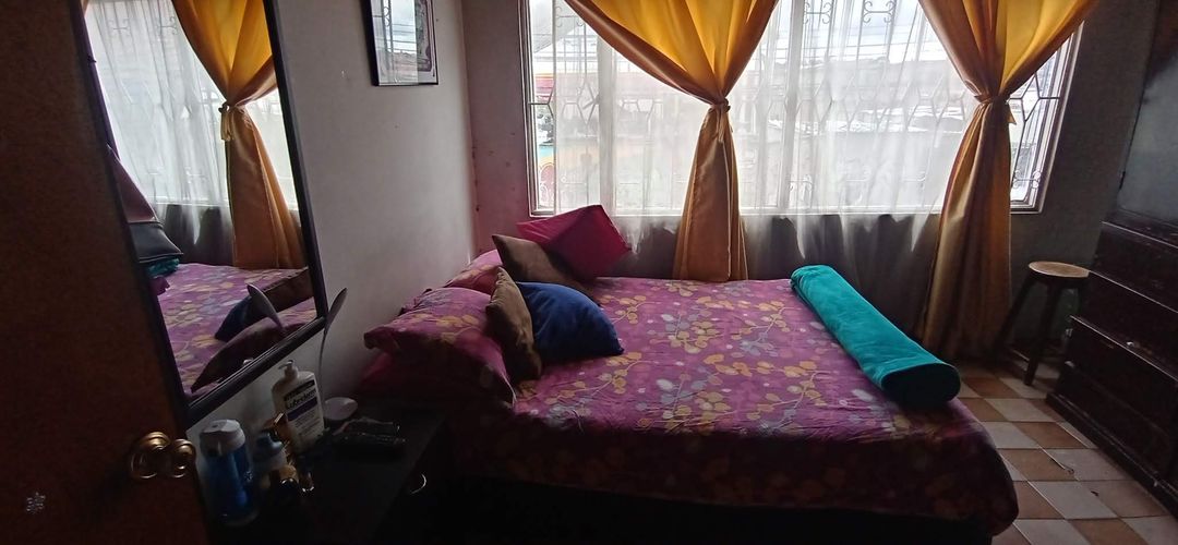 Casa de 4 alcobas en venta en El Vergel, Bogotá, 240 m² · foto 8 de 24