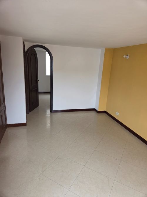 Casa de 3 alcobas en venta en Ub. Serrezuelita, Funza, 74 m² · foto 4 de 20