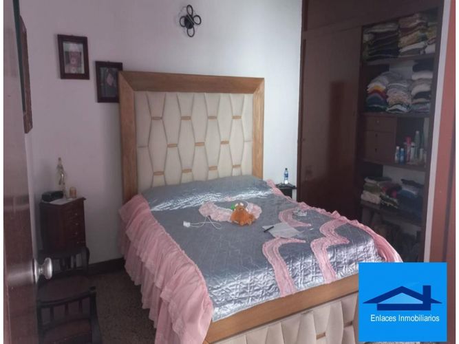Casa de 6 alcobas en venta en Simon Bolivar, Medellín, 308 m² · foto 17 de 19