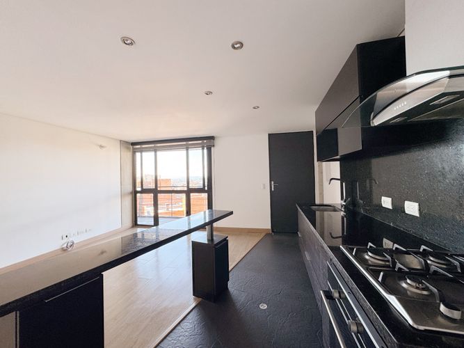 Apartamento de 1 alcoba en arriendo en Chapinero Alto, Bogotá, 50 m² · foto 4 de 8