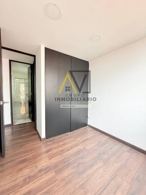Apartamento de 3 alcobas en venta en La Prosperidad, Madrid, 58 m² · foto 6 de 9