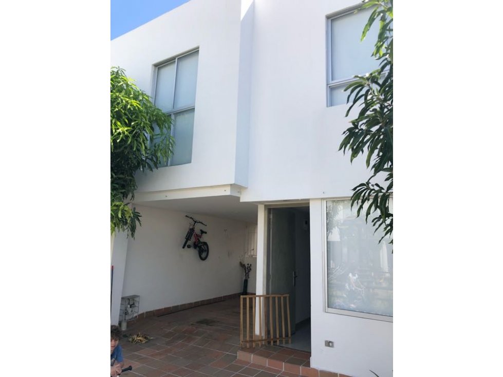Casa en venta en Rodadero Sur, Santa Marta · foto 2 de 11