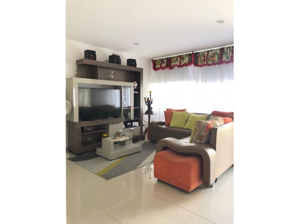 Casa en venta en Rodadero Sur, Santa Marta · foto 3 de 11