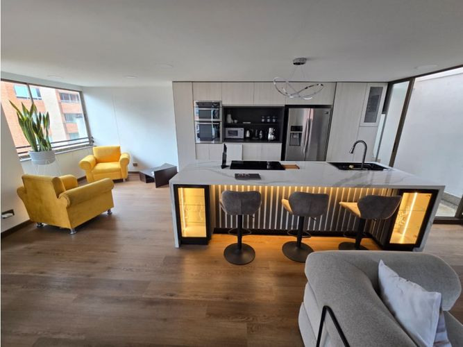 Apartamento de 5 alcobas en venta en Calasanz Parte Alta, Medellín, 174 m² · foto 7 de 24