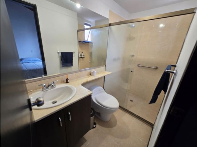 Apartamento de 5 alcobas en venta en Calasanz Parte Alta, Medellín, 174 m² · foto 9 de 24