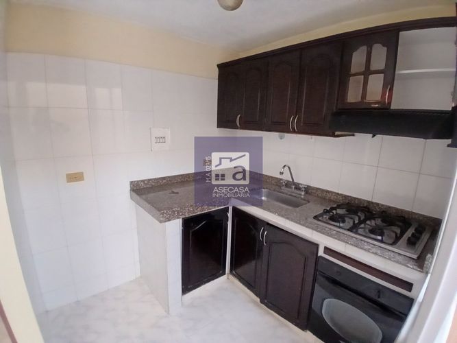 Casa de 4 alcobas en arriendo en Cañaveral, Floridablanca, 80 m² · foto 3 de 11