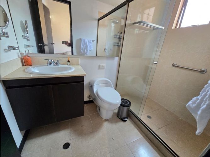 Apartamento de 5 alcobas en venta en Calasanz Parte Alta, Medellín, 174 m² · foto 14 de 24