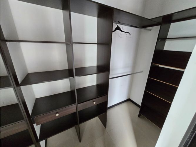 Apartamento de 5 alcobas en venta en Calasanz Parte Alta, Medellín, 174 m² · foto 16 de 24