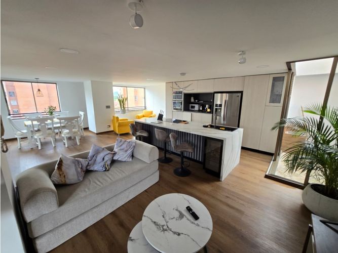 Apartamento de 5 alcobas en venta en Calasanz Parte Alta, Medellín, 174 m² · foto 19 de 24
