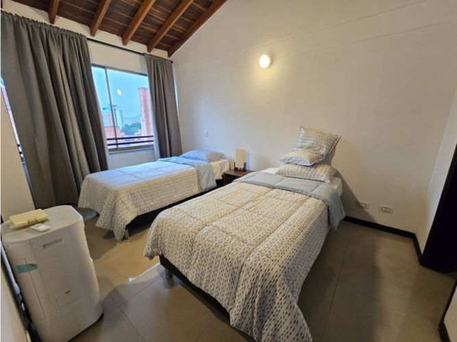 Apartamento de 5 alcobas en venta en Calasanz Parte Alta, Medellín, 174 m² · foto 22 de 24