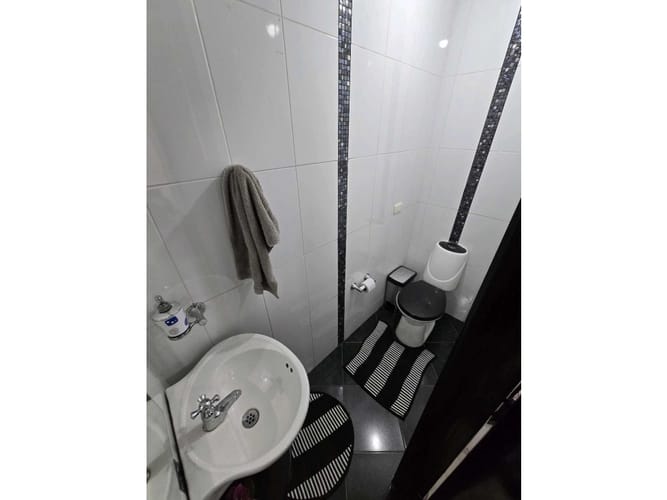 Apartamento de 3 alcobas en arriendo en Loma De Los Bernal, Medellín, 90 m² · foto 7 de 18