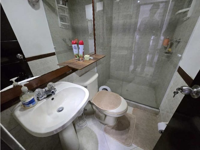 Apartamento de 3 alcobas en arriendo en Loma De Los Bernal, Medellín, 90 m² · foto 13 de 18