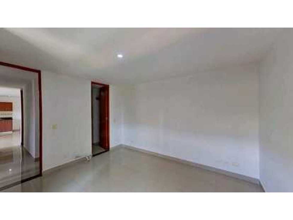 Apartamento en venta en Suramérica, Itagüí · foto 10 de 24