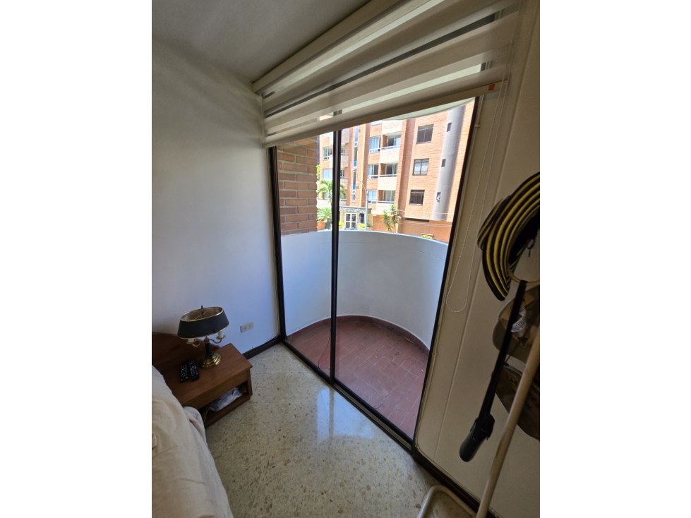 Apartamento en venta en Laureles, Medellín · foto 7 de 17