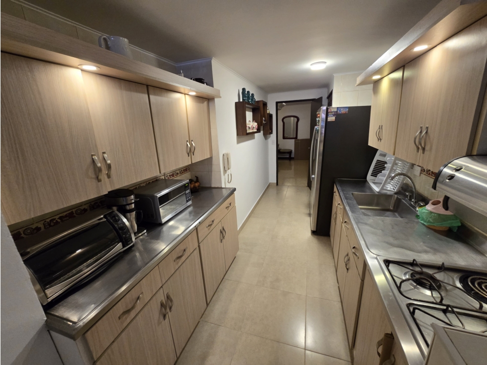 Apartamento en venta en Laureles, Medellín · foto 10 de 17