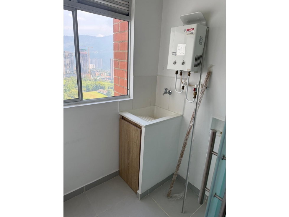 Apartamento en venta en Suramérica, La Estrella · foto 6 de 16