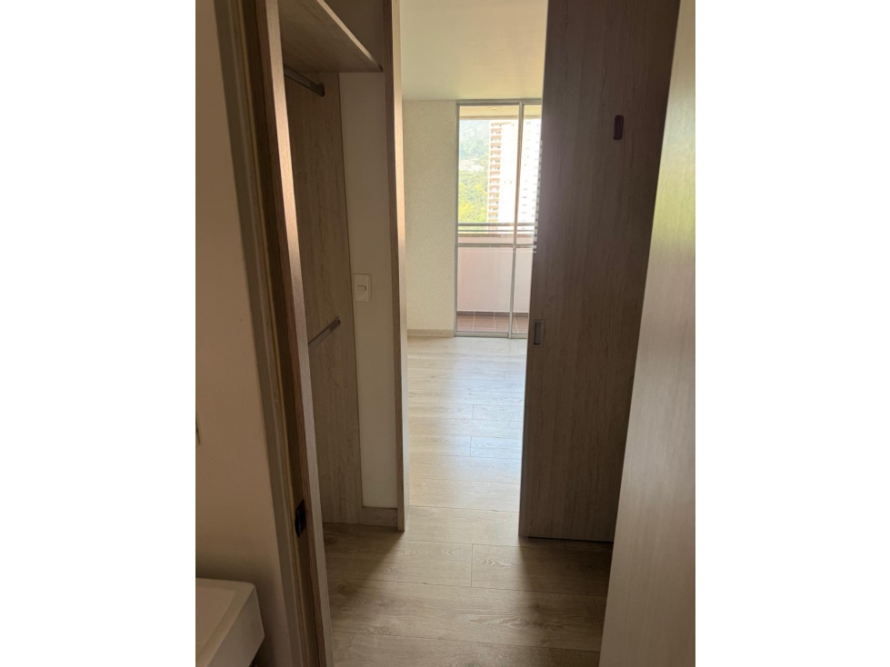 Apartamento en venta en Suramérica, La Estrella · foto 9 de 16