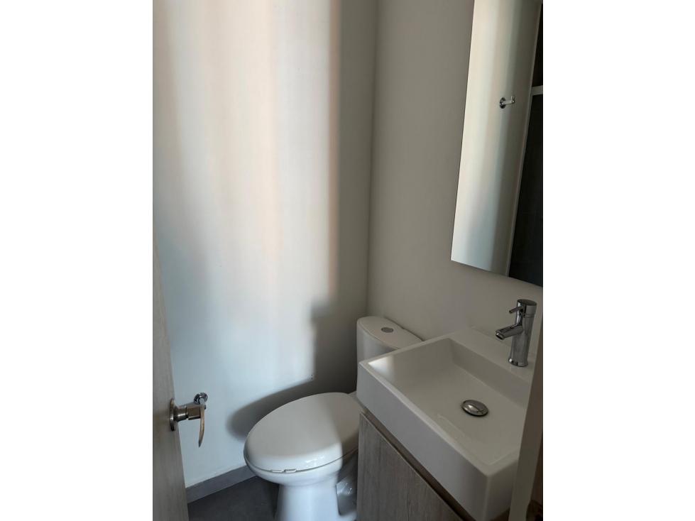 Apartamento en venta en Suramérica, La Estrella · foto 10 de 16