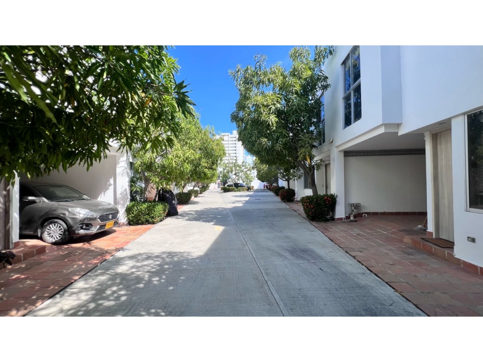 Casa en venta en Rodadero Sur, Santa Marta · foto 2 de 15