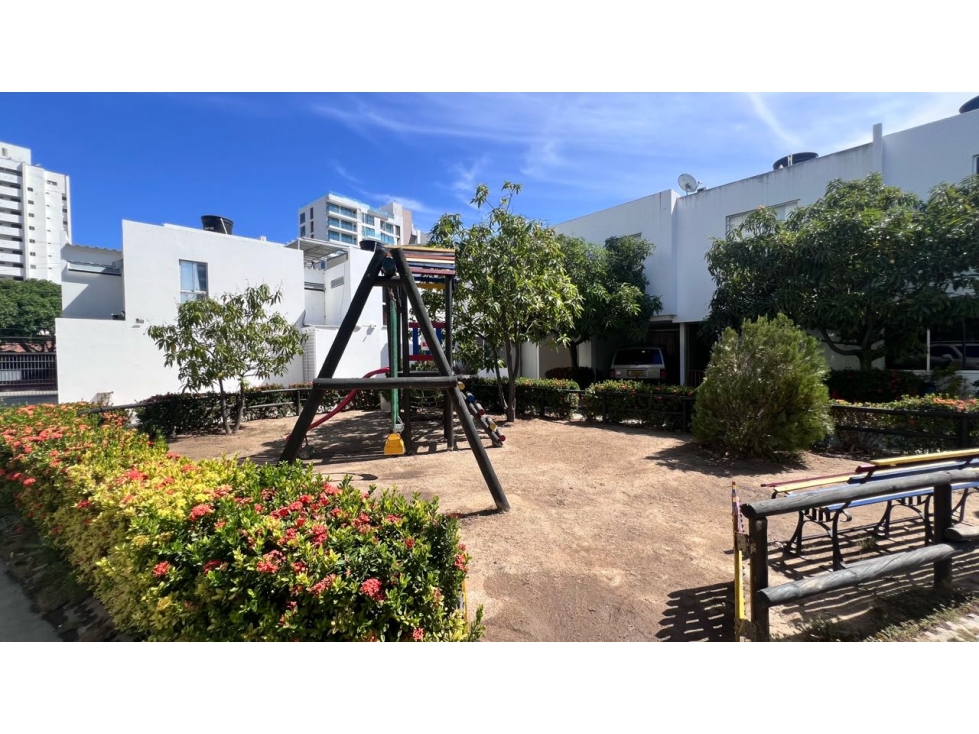 Casa en venta en Rodadero Sur, Santa Marta · foto 3 de 15