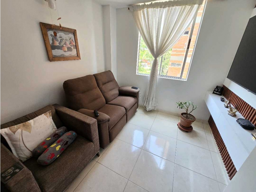 Apartamento en venta en Calasanz, Medellín · foto 7 de 15