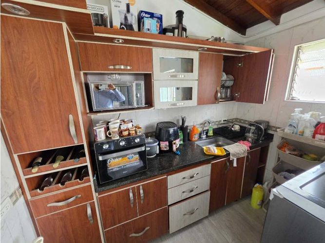 Apartamento de 3 alcobas en venta en Lorena, Medellín, 163 m² · foto 4 de 18