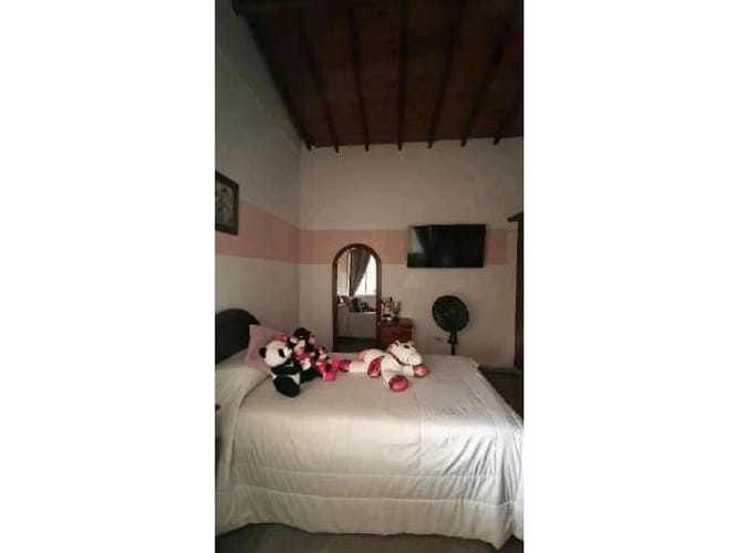 Casa de 6 alcobas en venta en Los Pinos, Medellín, 278 m² · foto 6 de 13
