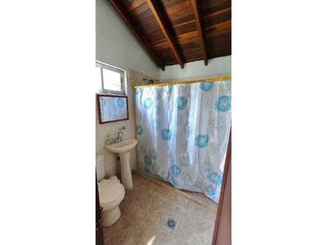 Casa de 6 alcobas en venta en Los Pinos, Medellín, 278 m² · foto 12 de 13