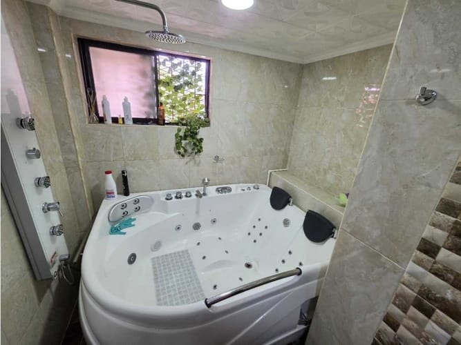 Apartamento de 3 alcobas en venta en Lorena, Medellín, 163 m² · foto 15 de 18