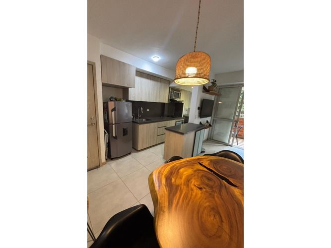 Apartamento de 2 alcobas en venta en Tablazo, Itagüí, 60 m² · foto 3 de 15